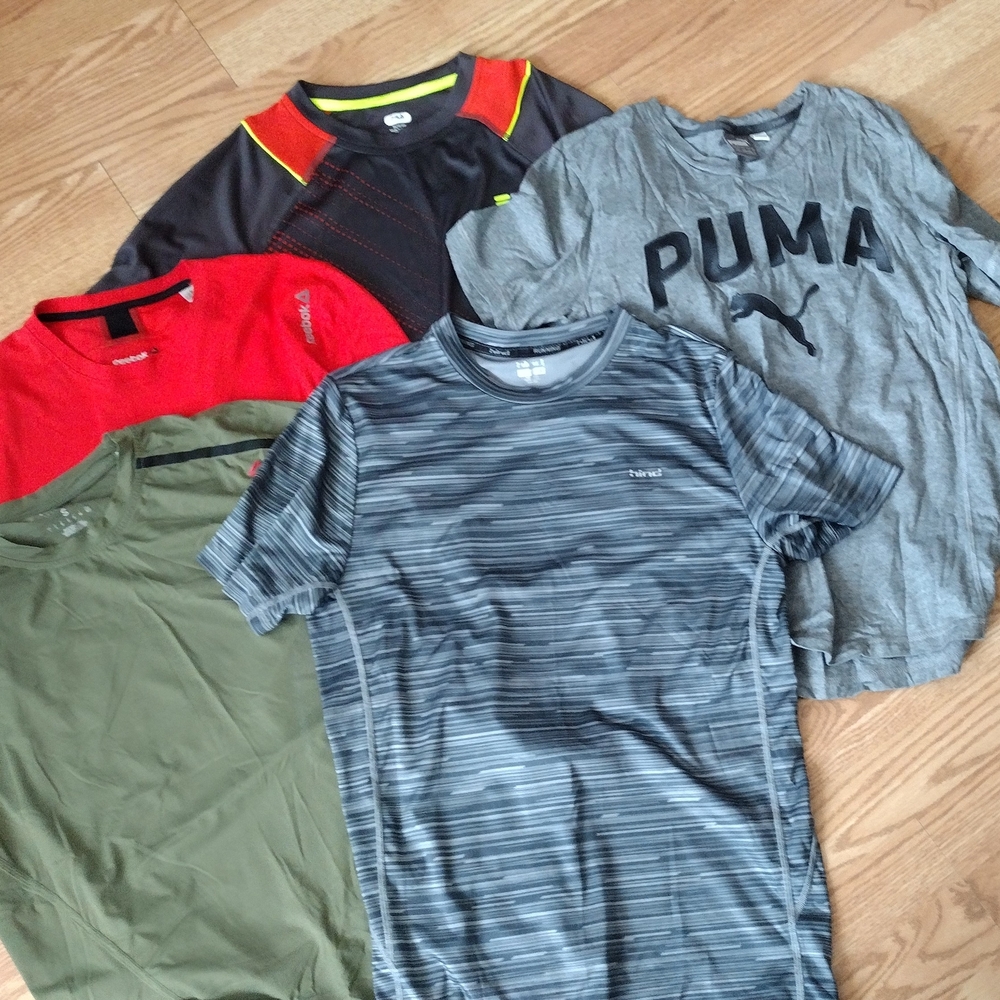 LOT of 5 assorted Men T-shirts Puma Reebok Athletic